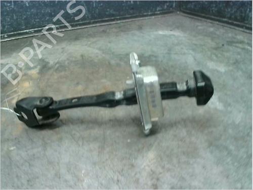 Dørhængsel/Dørbegrænser RENAULT MEGANE IV Hatchback (B9A/M/N_) 1.6 dCi 130 (B9A4) (130 hp) 14873329