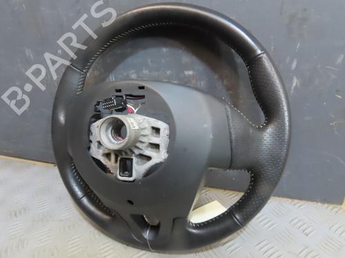 steering-wheel-renault-megane-iii-coupe-dz01_-2008-2009-2010-2011-2012-2013-2014-2015-2016-32129532 main image