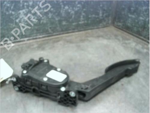 Used Pedal DACIA DUSTER (HS_) 1.5 dCi (HSMC) (107 hp) 14978339