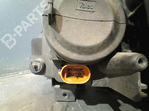 Right headlight RENAULT ESPACE III (JE0_) 2.2 dCi (JE0K) | BP11213680C29 