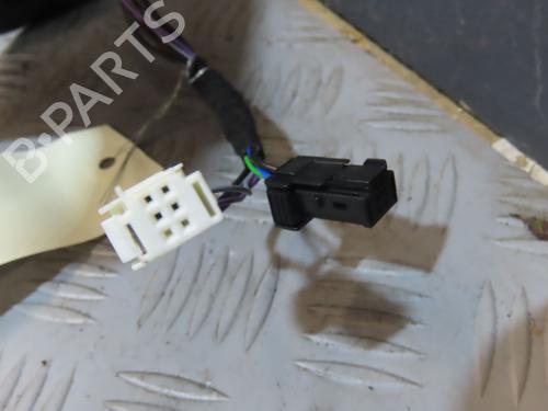 Used Right mirror CITROËN C3 III (SX) 1.2 PureTech 82 (83 hp) 31077231