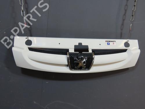 Used Grille PEUGEOT PARTNER Box Body/MPV (5_, G_) [1996-2025]  19079797