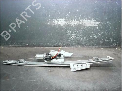 Used Front left window mechanism Front left window mechanism SUZUKI GRAND VITARA II (JT, TE, TD) 1.9 DDiS All-wheel Drive (JT419, TD44, JB419WD, JB419XD,... (129 hp) 15377985 15377985