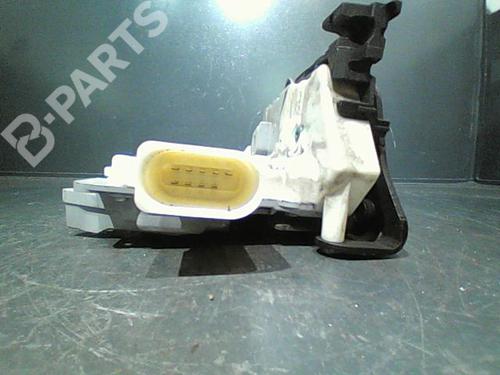 Front left lock VW PASSAT B6 (3C2) 2.0 TDI | BP10766044C98 