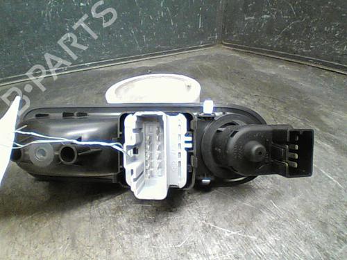 Used Left front window switch RENAULT CLIO III (BR0/1, CR0/1) 1.2 16V (BR0P, CR0P) (101 hp) 10766072