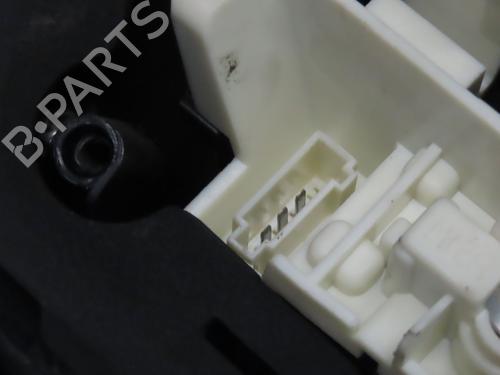 right-tailgate-light-opel-astra-j-p10-2009-2010-2011-2012-2013-2014-2015-2016-23116457 main image