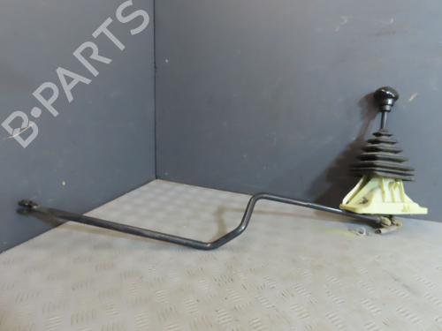 Used Gear lever RENAULT RAPID Box Body/MPV (F40_, G40_) [1985-2001]  23112499