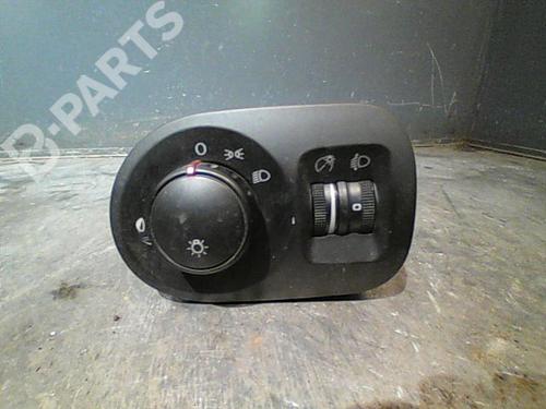 Used Headlight switch SEAT ALTEA (5P1) 1.9 TDI (105 hp) 11211318