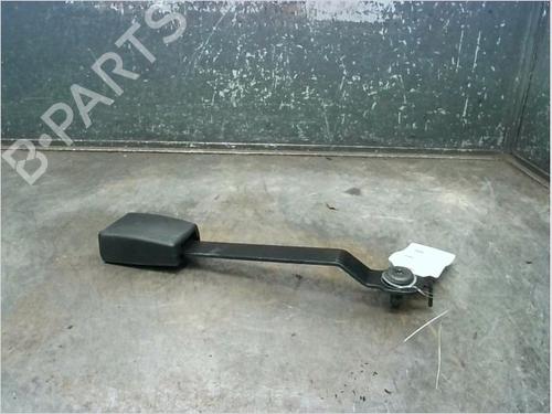 Used Seat buckle RENAULT CLIO III (BR0/1, CR0/1) 1.5 dCi (C/BR0G, C/BR1G) (68 hp) 14873104