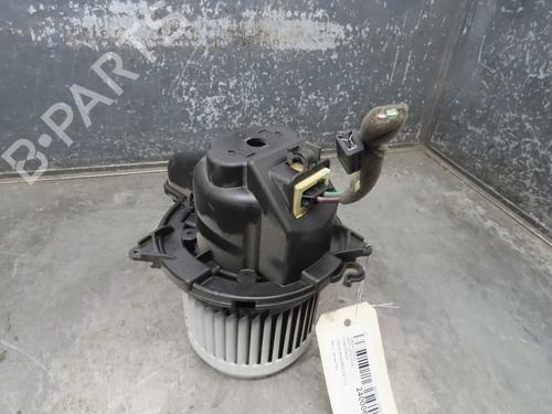 Used Heater blower motor DACIA SANDERO II TCe 90 (B8M1, B8MA, B8AC) (90 hp) 17371291