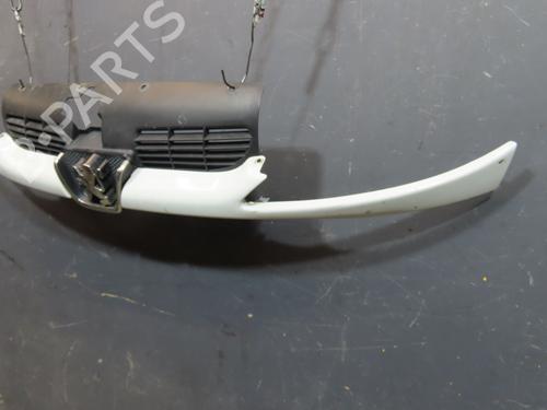 Griglia PEUGEOT 206 Hatchback (2A/C) 2.0 HDI 90 (90 hp) 30797542