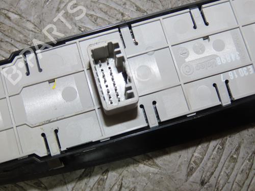 Used Left front window switch Left front window switch RENAULT SCÉNIC III (JZ0/1_) 1.5 dCi (106 hp) 24420181 24420181