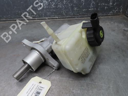 Used Brake master cylinder VW SCIROCCO III (137, 138) 2.0 TFSI (200 hp) 17452673