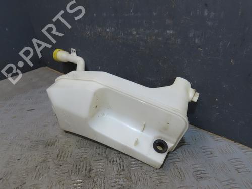 windscreen-washer-tank-renault-clio-iv-bh_-2012-2013-2014-2015-2016-2017-2018-2019-2020-2021-32354680 main image