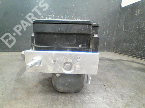 ABS Bremseaggregat RENAULT TWINGO III (BCM_, BCA_) 1.0 SCe 70 (BCMB) (69 hp) 10760961