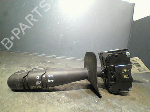 Used Steering column stalk RENAULT CLIO II (BB_, CB_) 1.9 dTi (B/CB0U) (80 hp) 10762038