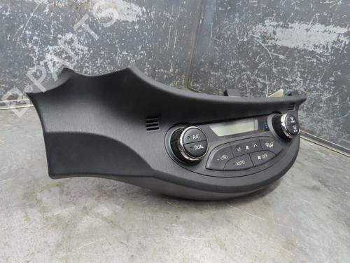 Climate control TOYOTA YARIS (_P13_) 1.4 D (NLP130_, NLP130) | BP17134236I5