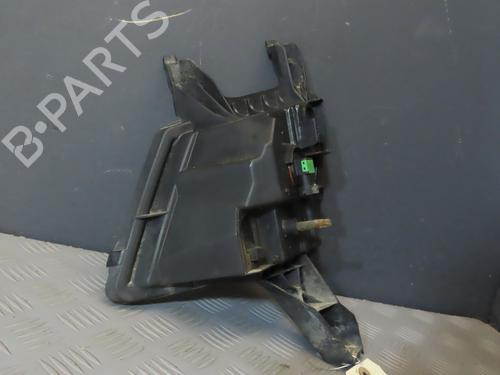 Used Right front fog light PEUGEOT 407 (6D_) 2.0 HDi 135 (6DRHRH, 6DRHRE, 6DRHRG, 6DRHRJ) (136 hp) 23116218