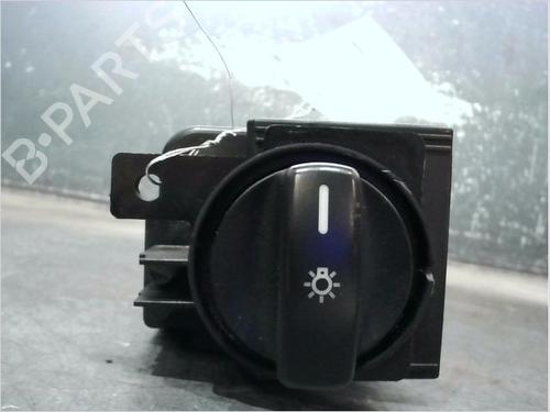 Used Headlight switch MERCEDES-BENZ B-CLASS Sports Tourer (W245) B 180 CDI (245.207) (109 hp) 15798594