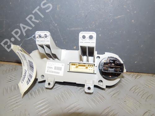 Used Climate control HYUNDAI ix35 (LM, EL, ELH) 1.7 CRDi (116 hp) 31242194