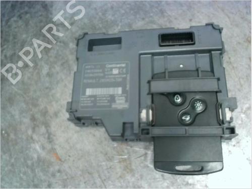 Card reader RENAULT CLIO IV (BH_) 1.5 dCi 90 | BP13356943E4