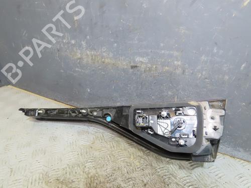 Venstre baglygte bagklap Venstre baglygte bagklap RENAULT MEGANE IV Hatchback (B9A/M/N_) 1.5 dCi 110 (B9A3) (110 hp) 37083232 37083232