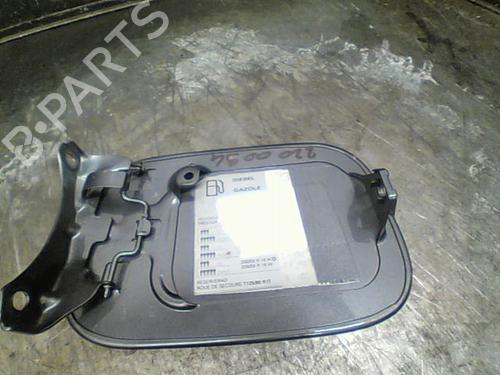 tapa-exterior-combustible-audi-a4-b6-8e2-25-tdi-quattro-8e0809905b-2000-2001-2002-2003-2004-2005-10758022 main image