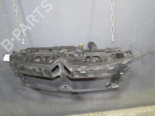 Used Front slam panel Front slam panel 38226389 38226389