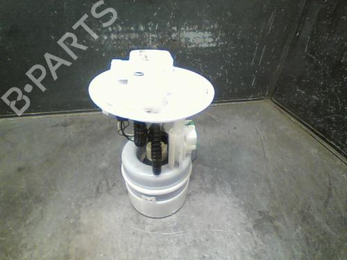 Used Fuel pump RENAULT TWINGO II (CN0_) 1.2 (CN0D) (58 hp) 10757974