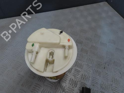 Used Fuel pump RENAULT CLIO I (B/C57_, 5/357_) [1990-1999]  19141473