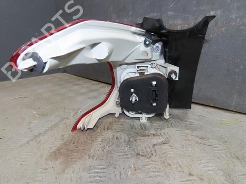 Used Right taillight Right taillight PEUGEOT 2008 I (CU_) 1.2 THP 110 / PureTech 110 (110 hp) 40110420 40110420