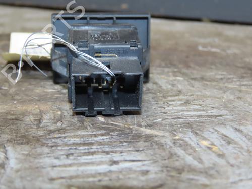 Used Warning switch VW TOUAREG (7LA, 7L6, 7L7) 3.0 V6 TDI (225 hp) 30047683