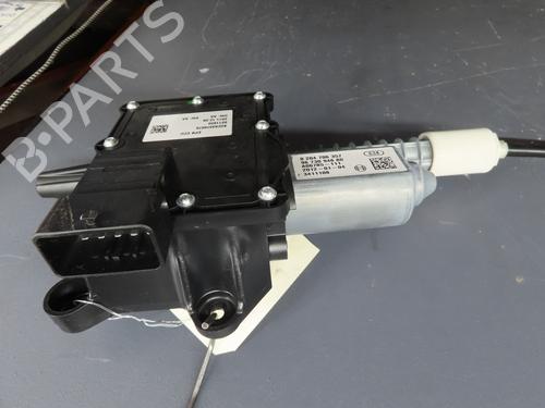 Used Electric handbrake PEUGEOT 3008 I MPV (0U_) [2009-2017]  17551843