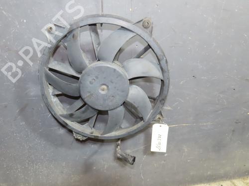 Used Radiator fan Radiator fan PEUGEOT RCZ 2.0 HDi (163 hp) 35970957 35970957