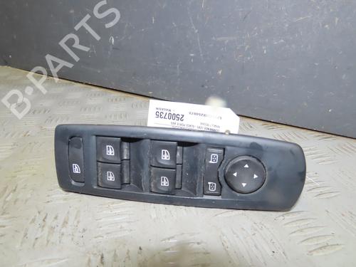 Used Left front window switch RENAULT MEGANE III Hatchback (BZ0/1_, B3_) 1.5 dCi (BZ09, BZ0D, BZ1W, BZ29, BZ14) (110 hp) 32486040