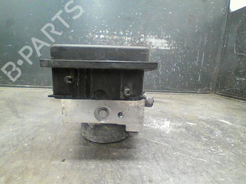 Used ABS pump RENAULT MEGANE II (BM0/1_, CM0/1_) 1.5 dCi (BM1E, CM1E) (106 hp) 10760925