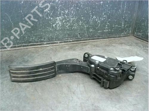 Used Pedal DACIA DUSTER (HS_) 1.5 dCi (HSMC) (107 hp) 14978339