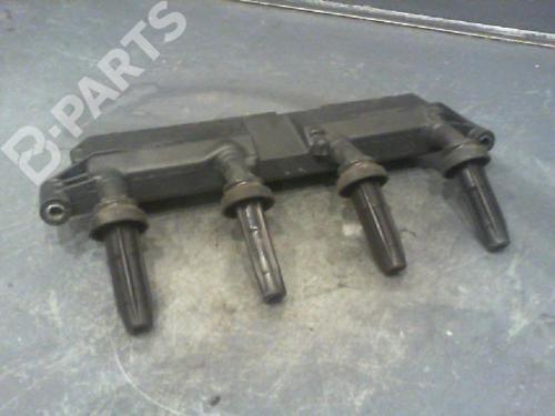 Used Ignition coil PEUGEOT 206+ (2L_, 2M_) 1.4 i (2LKFWA, 2MKFWA) (75 hp) 11209694