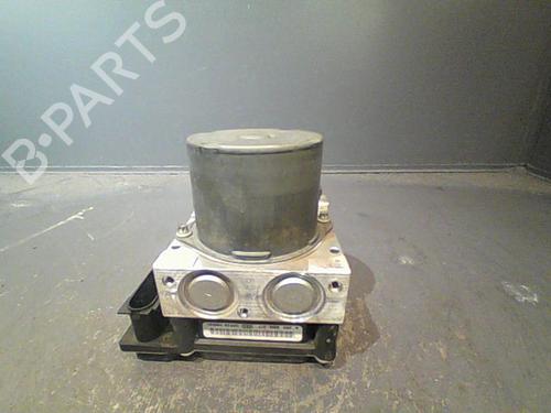 Used ABS pump RENAULT SCÉNIC II (JM0/1_) 1.5 dCi (JM0F) (82 hp) 10761021