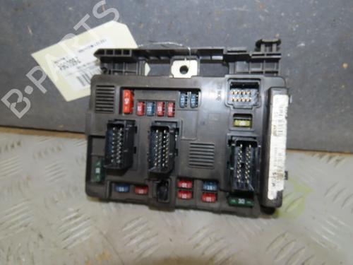 Fuse box CITROËN C5 I (DC_) 2.0 HDi (DCRHZB, DCRHZE) | BP39966784E1 - Image 2