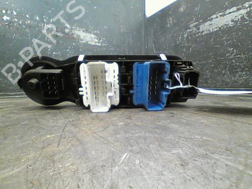 Used Left front window switch RENAULT MODUS / GRAND MODUS (F/JP0_) 1.5 dCi (FP0F, JP0F) (86 hp) 10766165