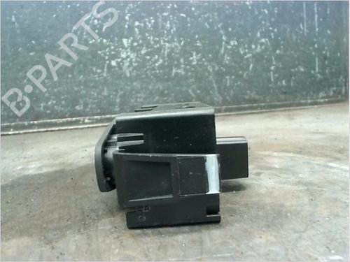 Used Warning switch DACIA LODGY (JS_) 1.2 TCe (JSAY, JSM0) (115 hp) 11333025