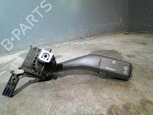 Used Steering column stalk VW TOURAN (1T1, 1T2) 1.9 TDI (105 hp) 10762404