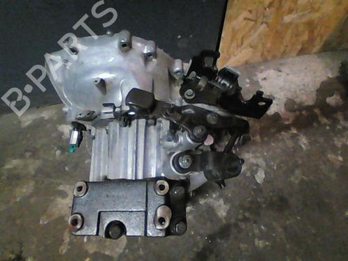 Used Gearbox HYUNDAI TUCSON (JM) 2.0 CRDi (150 hp) 23112445