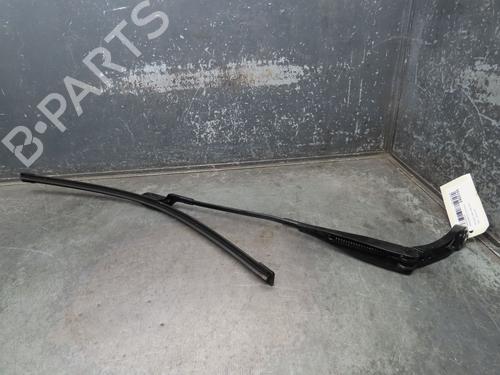 Used Front windshield wiper arm PEUGEOT 308 II (LB_, LP_, LW_, LH_, L3_) 1.5 BlueHDi 130 (131 hp) 17802302