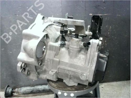 Used Gearbox VW POLO V (6R1, 6C1) 1.6 TDI (75 hp) 15377940