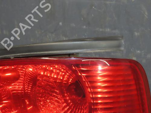Used Right taillight VW TOURAN (1T1, 1T2) 1.9 TDI (105 hp) 28446306
