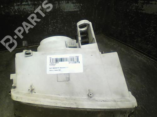 Used Left headlight FIAT SEICENTO / 600 (187_) 1.1 (187AXB, 187AXB1A, 187AXC1A02) (54 hp) 10768271