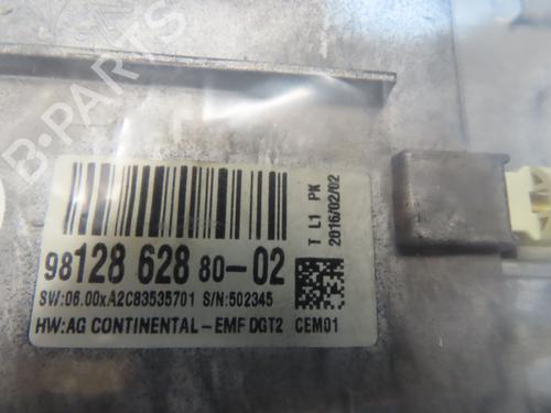 Used Display monitor PEUGEOT 208 I (CA_, CC_) 1.0 VTi (68 hp) 28050832