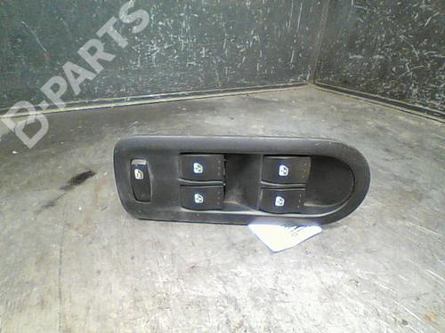 Used Left front window switch Left front window switch RENAULT SCÉNIC II (JM0/1_) 1.5 dCi (JM1E, JM16) (106 hp) 10766160 10766160